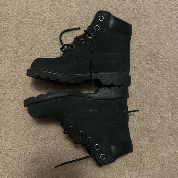 Timberland boots black size 8. Worn 1-2 times. - Picture 2 of 3